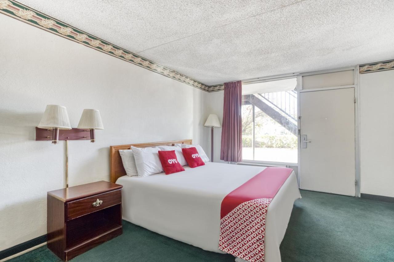 Hotel Walterboro Southwest Buitenkant foto